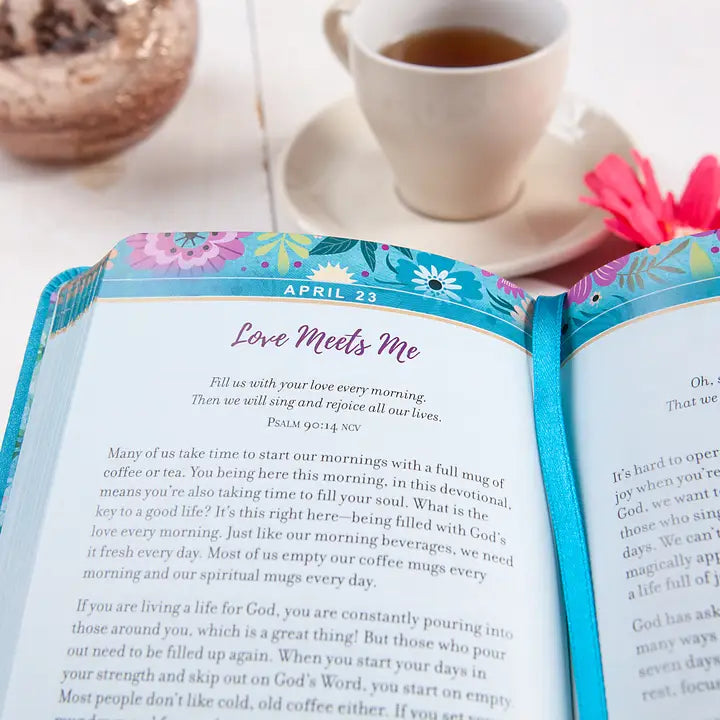 God Is My Happy Place (Morning & Evening Devotional)