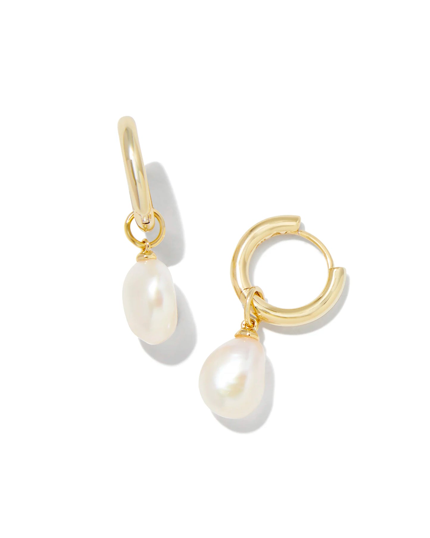 Kendra Scott Willa Gold Pearl Huggie Earrings in Freshwater Cultured Pearl