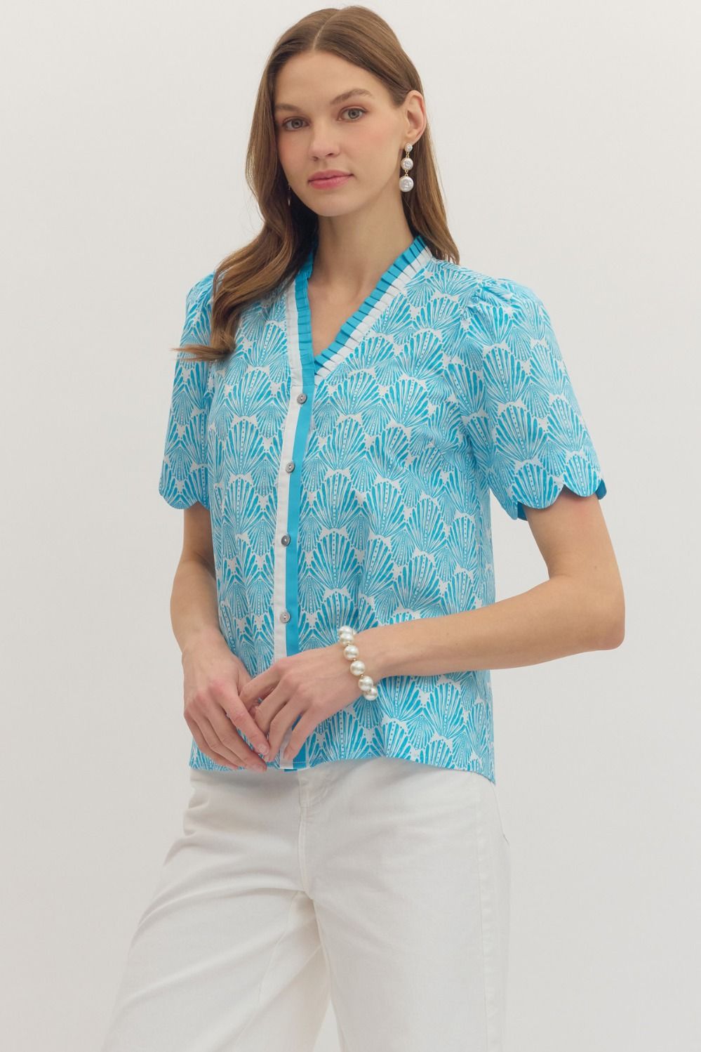 Entro Geometric Print Pleated Band V-Neck Short Sleeve Top
