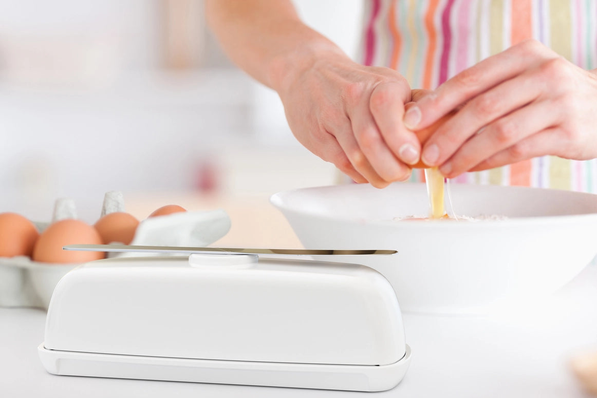 Butter Hub Magnetic Butter Dish-White