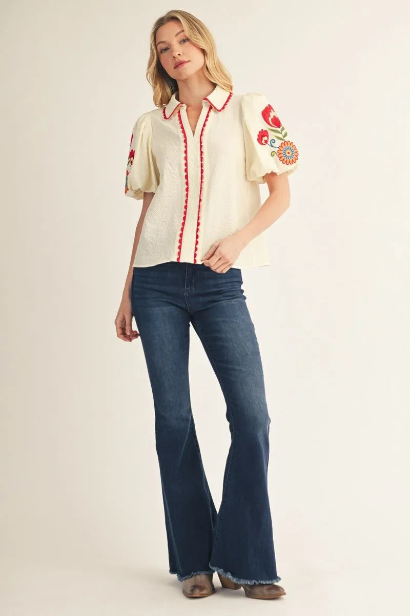 Jodifl Short Puff Sleeves Notched V Neck Solid Top