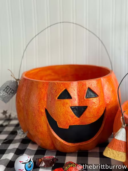 MUD PIE MACHE JACK-O-LANTERN TREAT BUCKETS