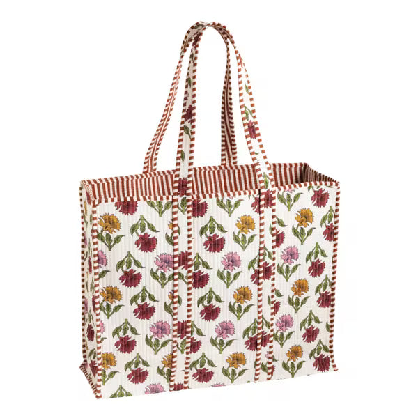 MUD PIE WHITE QUILTED BLOCK PRINT TOTE