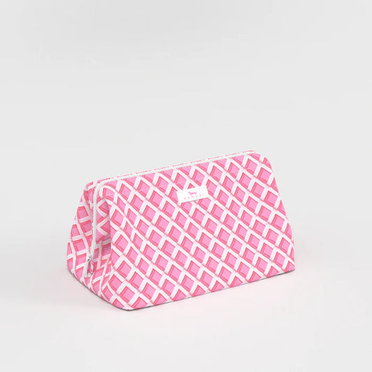 SCOUT BIG MOUTH MAKEUP BAG-GARDEN GATE
