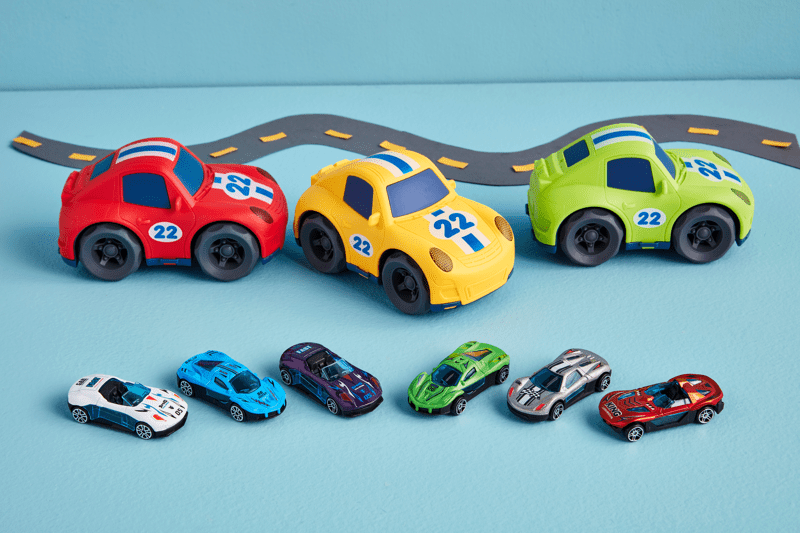 MUD PIE METAL MATCHBOX CAR SET