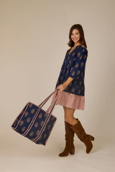MUD PIE NAVY QUILTED BLOCK PRINT TOTE
