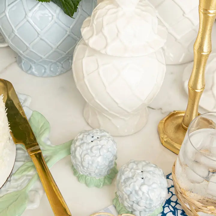 8 Oak Lane Hydrangea Salt & Pepper Shaker Boxed Set