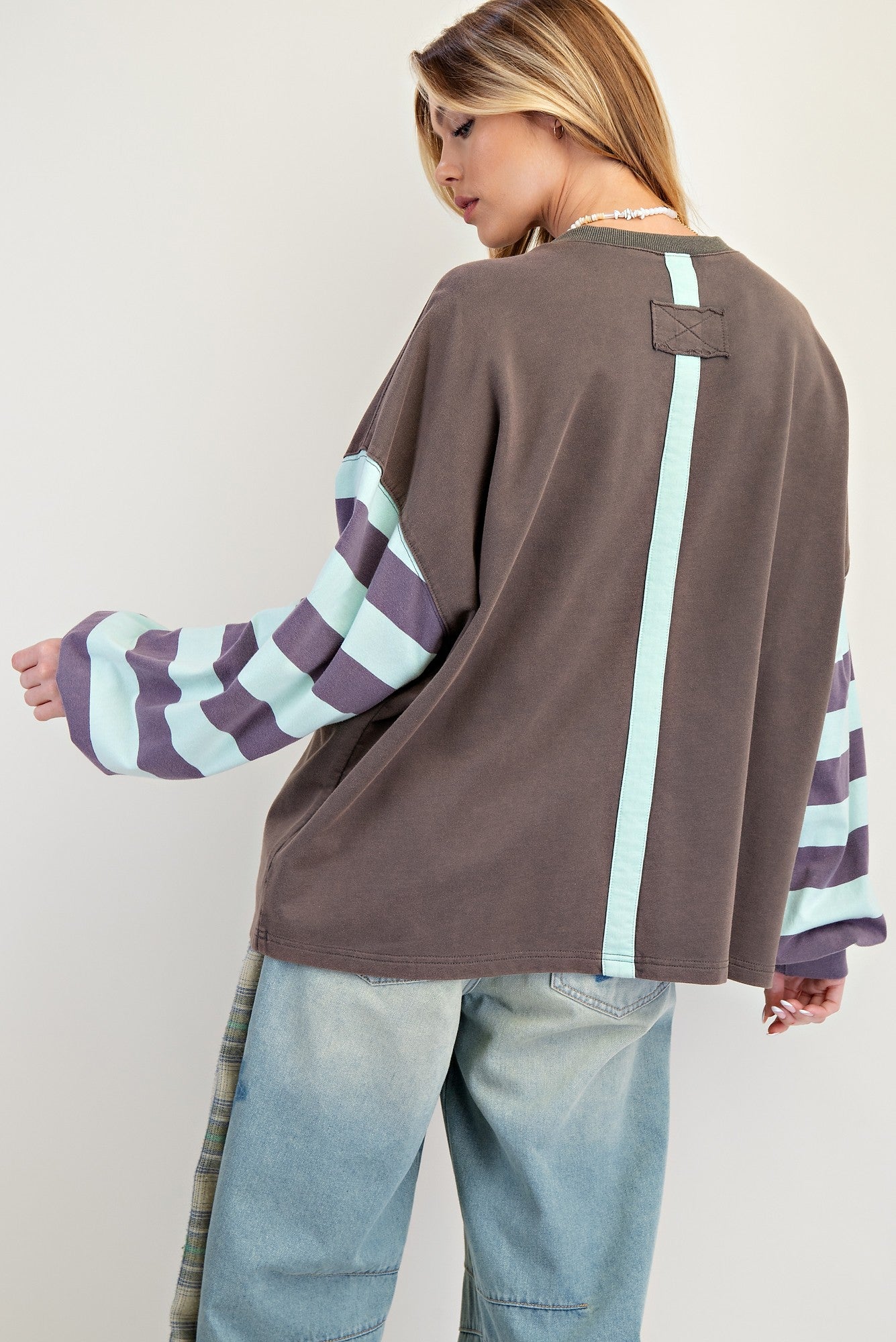 Easel Flower Patch Terry Knit Mineral Washed Pullover