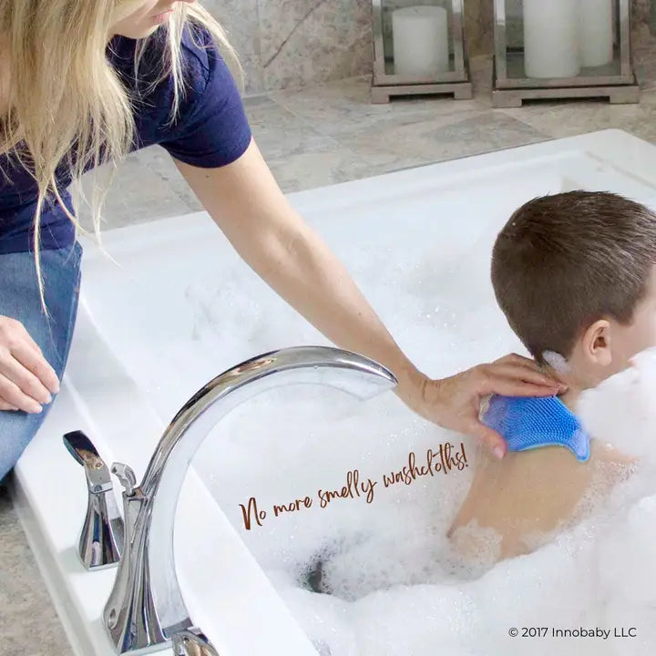Innobaby Silicone Bath Scrub / Fun Fish Shape Brush / Baby Bath Toy-Blue