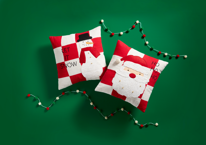 MUD PIE SANTA QUILTED PILLOW