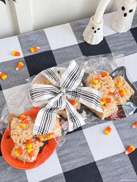 MUD PIE SMALL GHOST TAPER HOLDER
