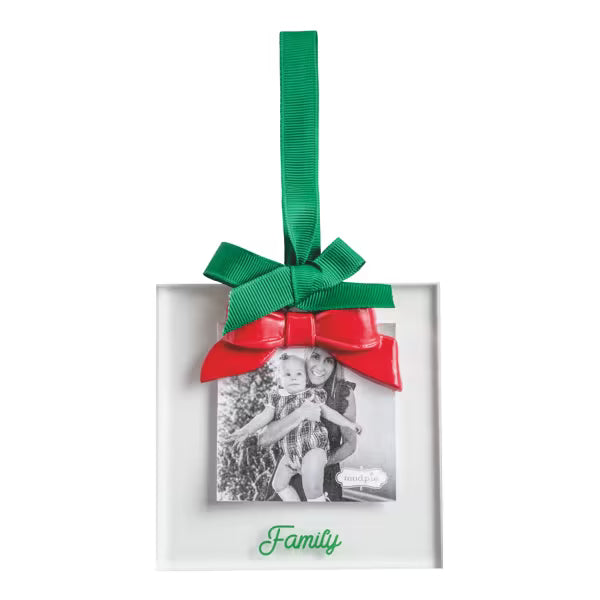 MUD PIE FAMILY CHRISTMAS FRAME ORNAMENT