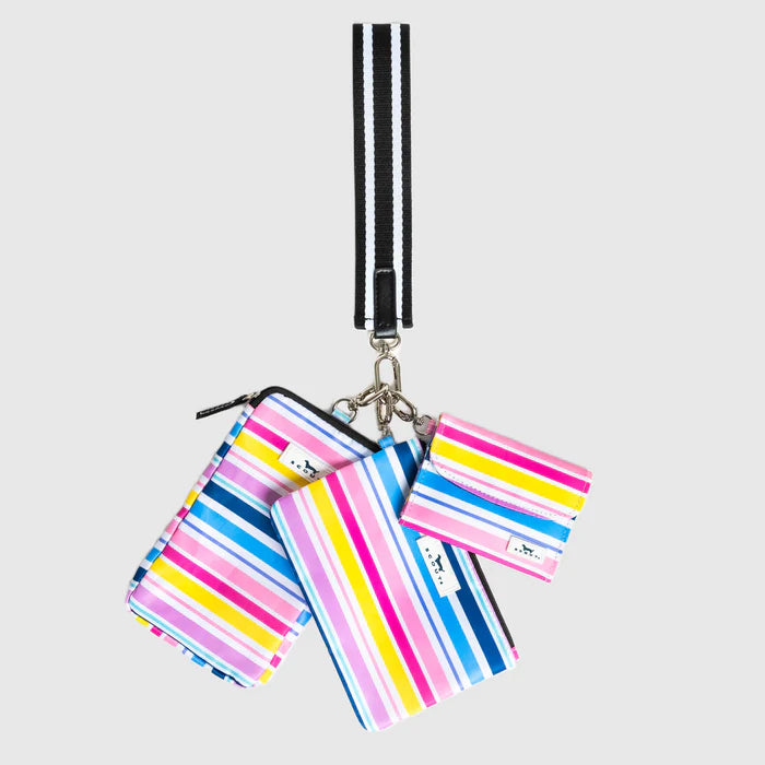 SCOUT THE CARLY POUCH-STRIPE A POSE