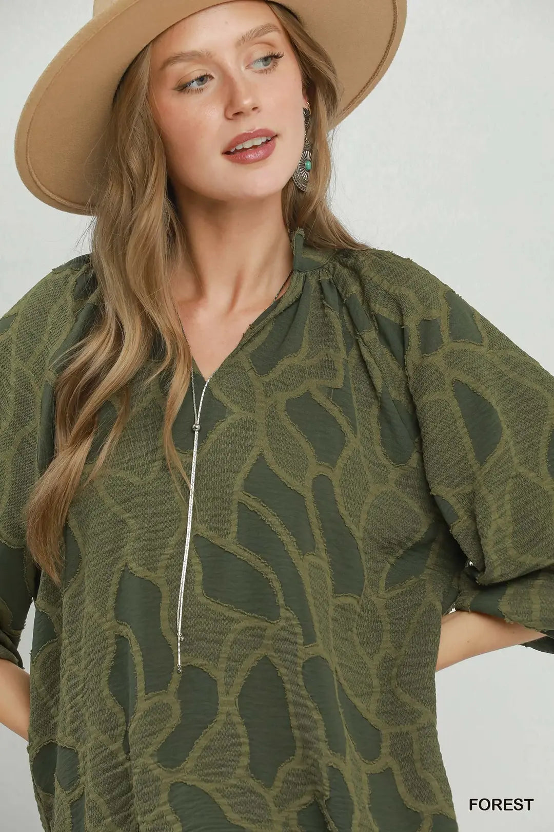Umgee Floral Textured Split Neck Puff Sleeve Blouse