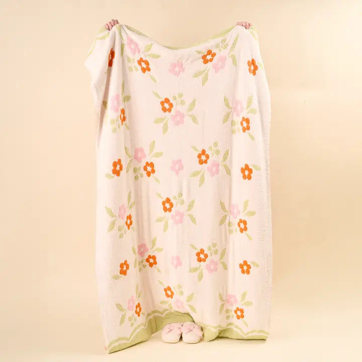 The Darling Effect Cozy Dreams Luxe Blanket-Scalloped Floral Pink