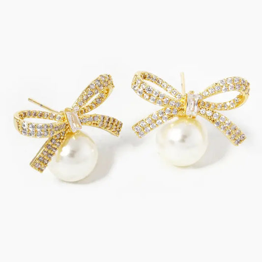 Ohbooba Design Freshwater Pearl Ribbon Stud Earrings