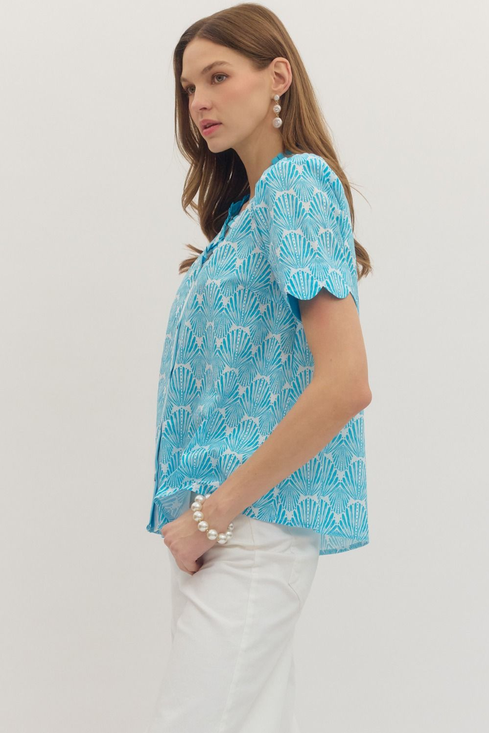 Entro Geometric Print Pleated Band V-Neck Short Sleeve Top