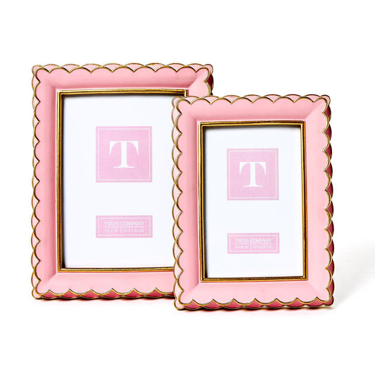 TWO'S COMPANY SCALLOPED PICTURE FRAMES