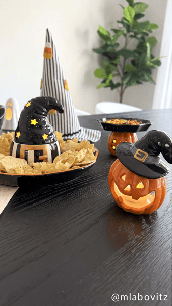 MUD PIE SMALL BEADED WITCH HAT SITTER