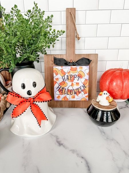 The Round Top Collection Mini Kross Happy Candy Corn