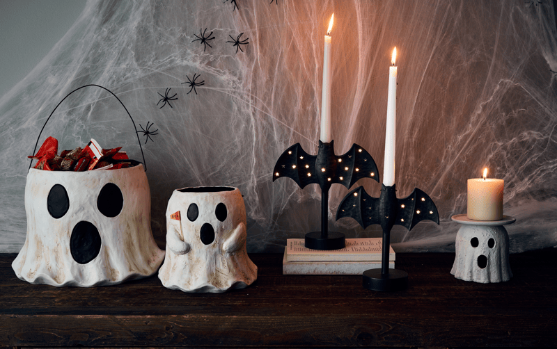 MUD PIE TERRA GHOST PILLAR HOLDER
