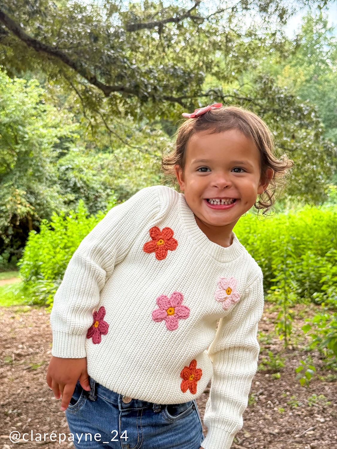 MUD PIE DAISY SWEATER