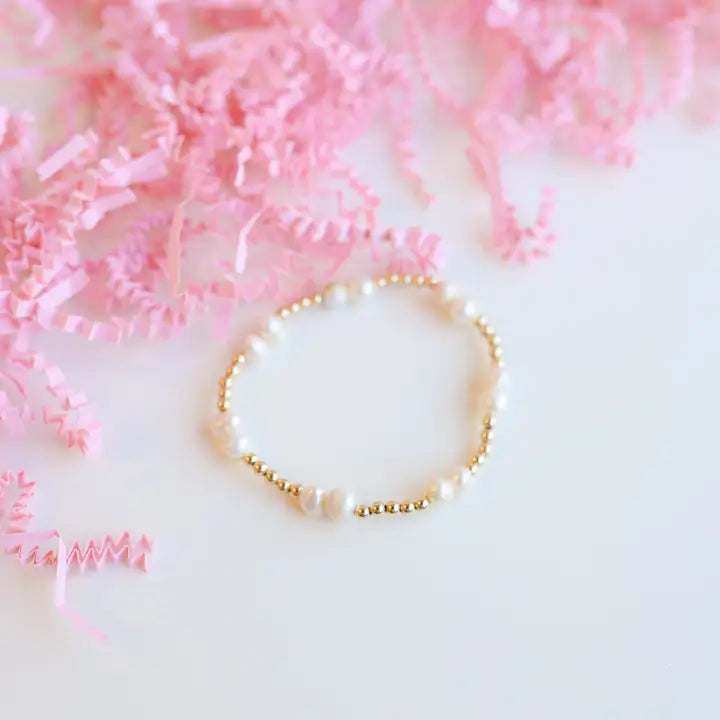 Beaded Blondes Coastal Pearl Bracelet in Gold