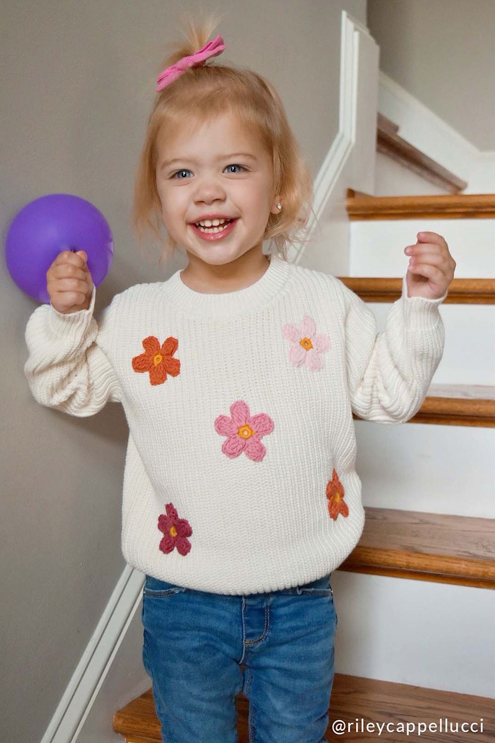 MUD PIE DAISY SWEATER