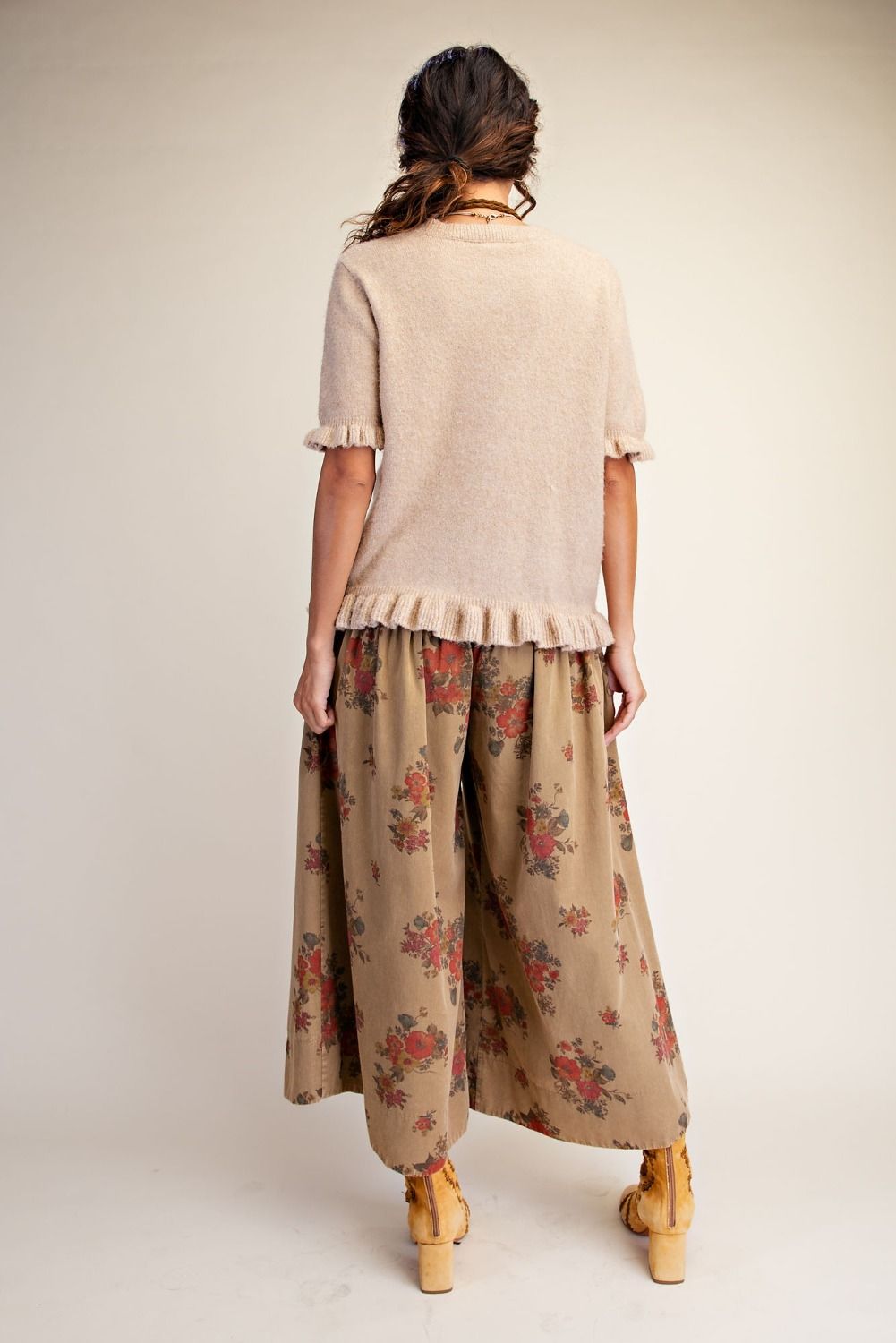 EASEL SHORT SLVS KNITTED SWEATER