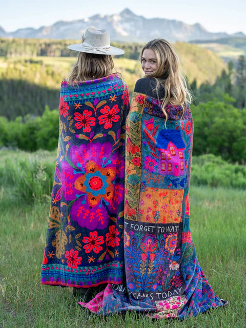 Natural Life Double-Sided Cozy Throw Blanket-Pink Folk Flower