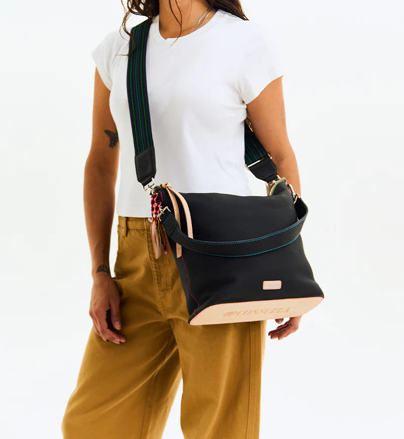 CONSUELA Hobo, Cyndi
