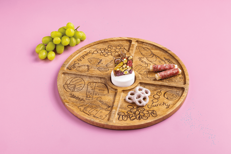 MUD PIE CHARCUTERIE LIGHT-UP SITTER