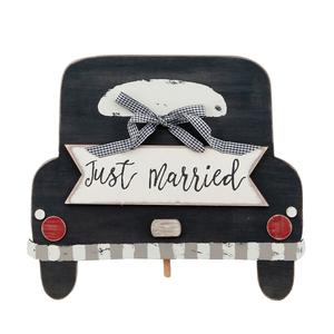 Glory Haus Just Married Topper