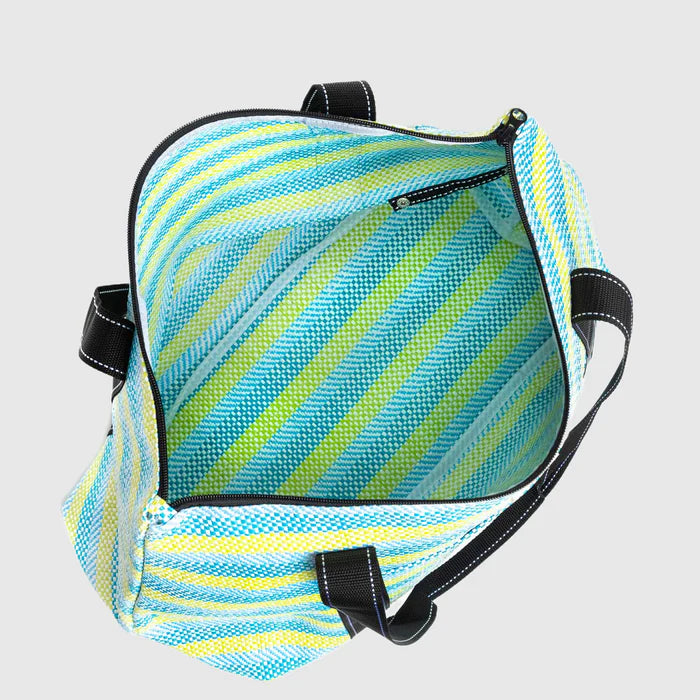 SCOUT ON HOLIDAY TRAVEL BAG-HAWAIIAN BREEZE