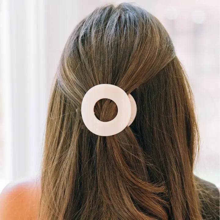 Teleties Almond Beige | Medium | Flat Circle Hair Clip