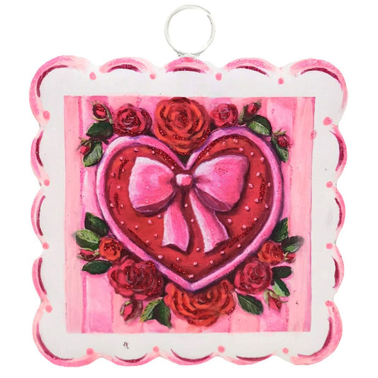 The Round Top Collection Mini Scallop Art Heart & Roses