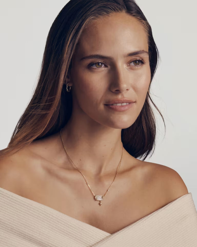 KENDRA SCOTT ELISA STAR SHORT PENDANT NECKLACE GOLD CRYSTAL IVORY ILLUSION