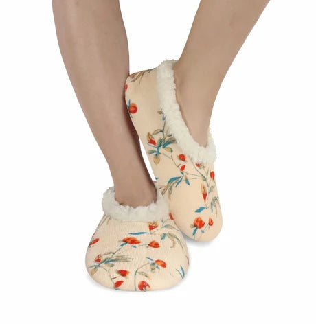 Snoozies! Womens Floral Corduroy Slipper With Memory Foam Sole Cream