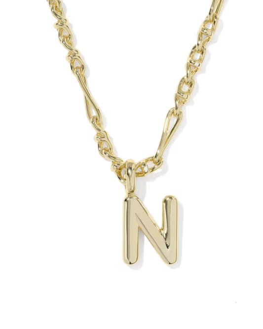 KENDRA SCOTT BUBBLE LETTER N SHORT PENDANT NECKLACE GOLD