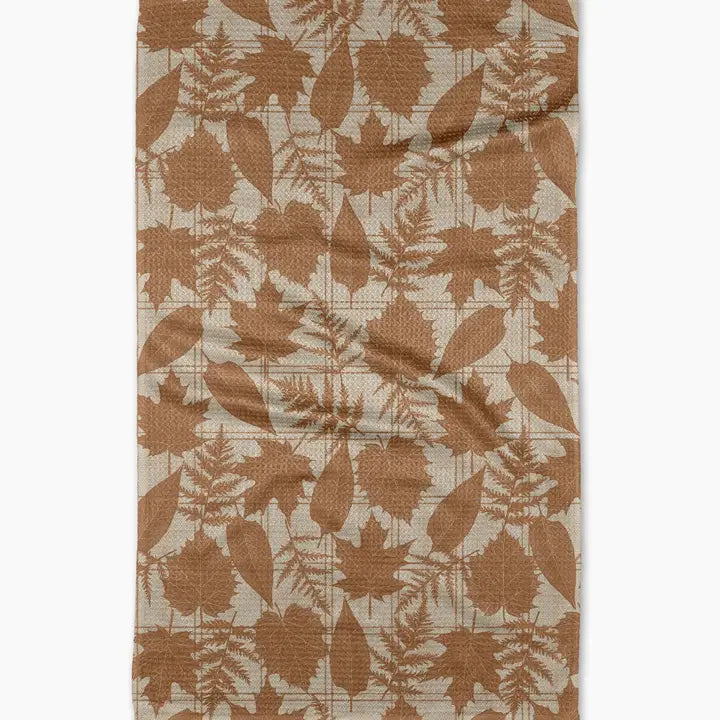 Geometry Autumnal Leaves Gold