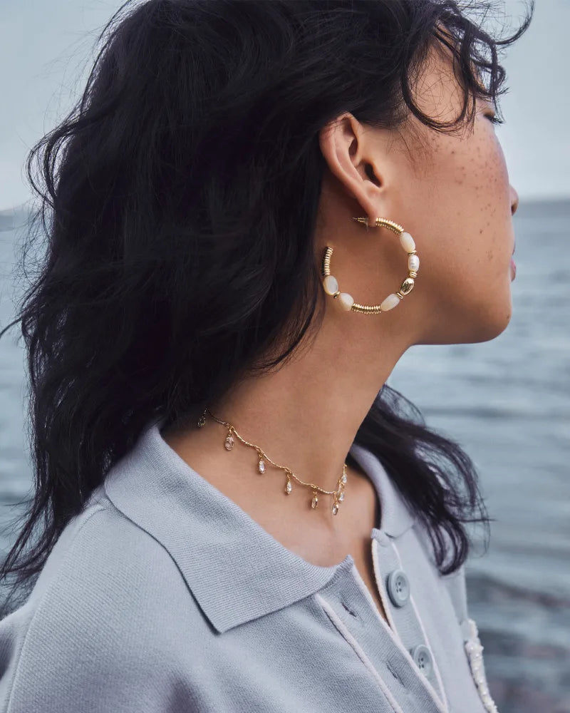 Kendra Scott Melody Gold Beaded Hoop Earrings in Freshwater Cultured