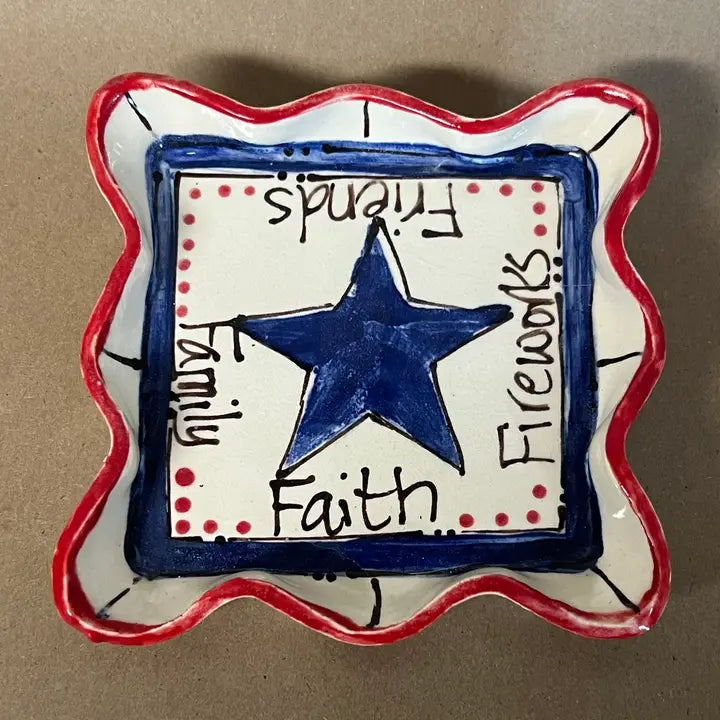 Heartfelt Traditions Candle Plate (2025 Patriotic Line)