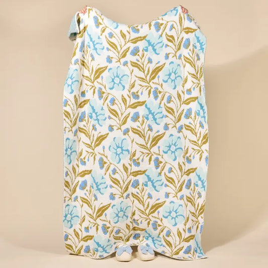 The Darling Effect Cozy Dreams Luxe Blanket–Poppin' Petals Aqua