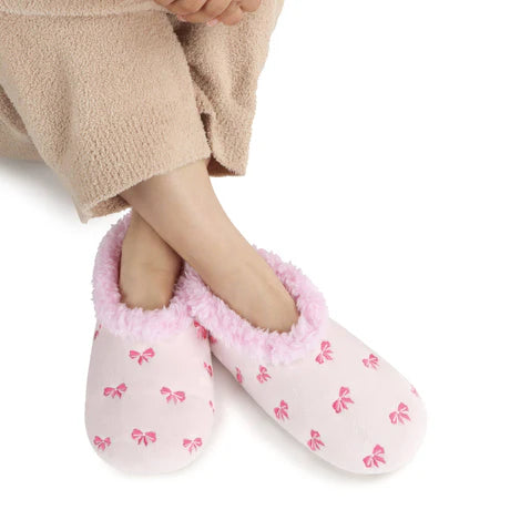 Snoozies! Womens Embroidered Bow-Utiful Slipper With Memory Foam Sole Light Pink