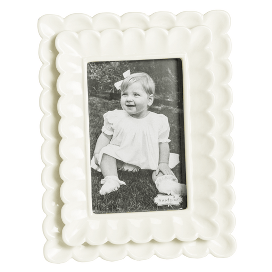 MUD PIE SMALL SCALLOPED FRAME