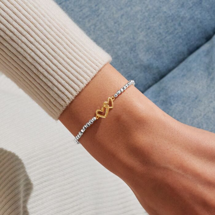 A Littles & Co. Mother's Day Forever Yours 'You Are The Best Mama Ever' Bracelet