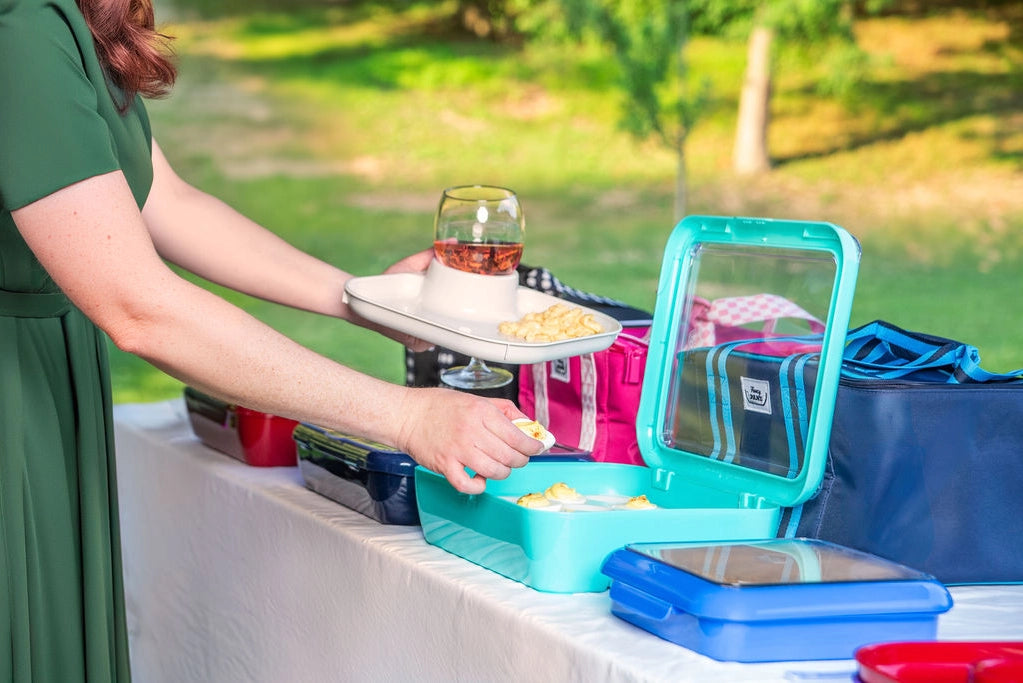 Fancy Panz Reusable Party Plates w/ Stemware Holder - Set of 4 - White