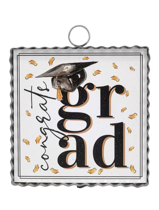 The Round Top© Collection Attachment | Mini Beck's Congrats Grad