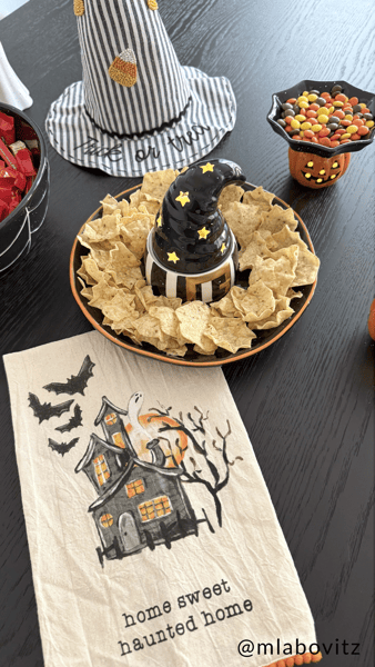 MUD PIE SMALL BEADED WITCH HAT SITTER