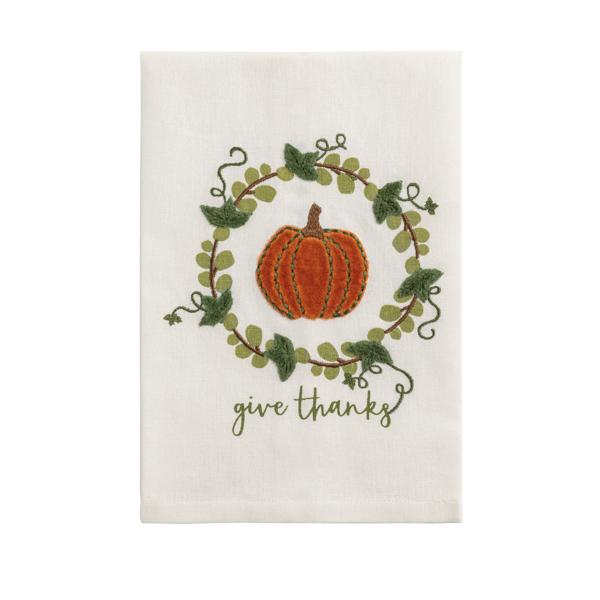 MUD PIE PUMPKIN WREATH VELVET TOWEL